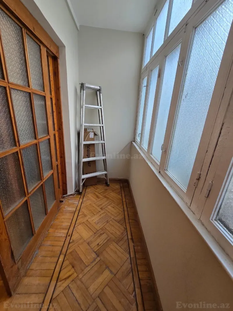 Kirayə verilir 3 otaqlı Mənzil Köhnə tikili 72 m² Nəsimi m. - şəkil 14