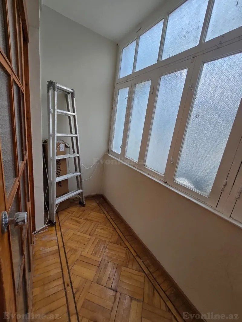 Kirayə verilir 3 otaqlı Mənzil Köhnə tikili 72 m² Nəsimi m. - şəkil 19