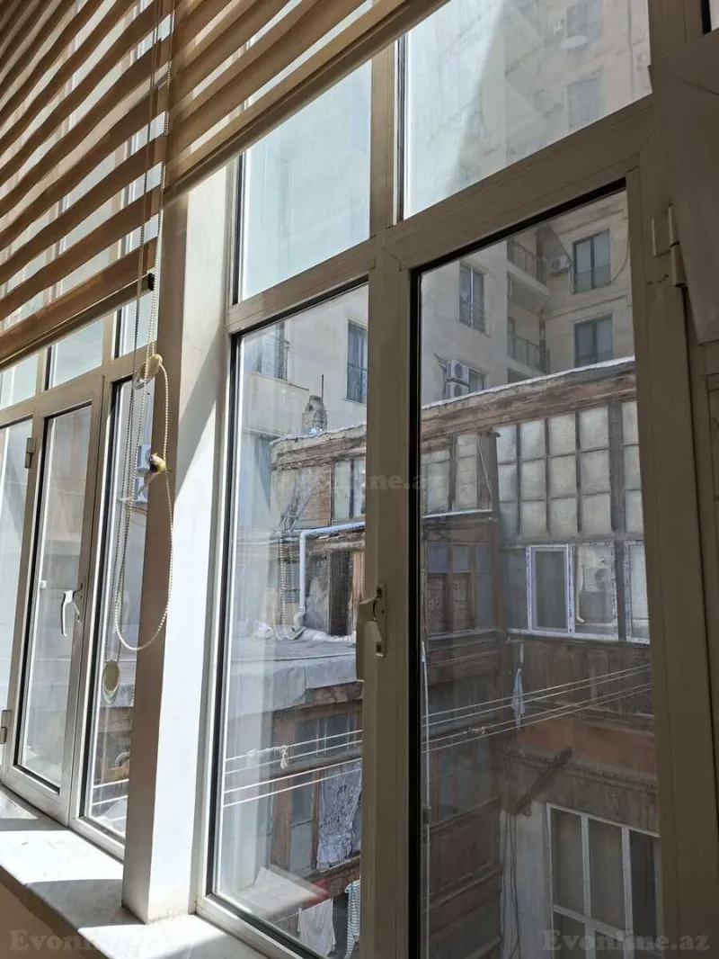 Kirayə verilir 2 otaqlı Mənzil Köhnə tikili 64 m² Sahil m. - şəkil 6