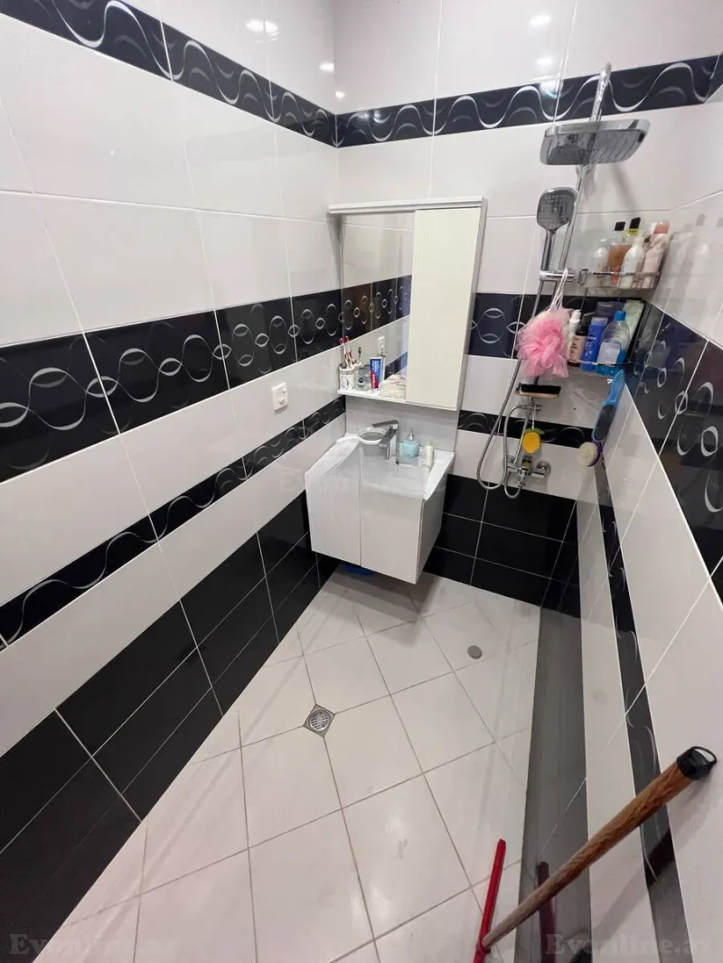 Satılır 2 otaqlı Mənzil Köhnə tikili 60 m² Yeni Günəşli - şəkil 6