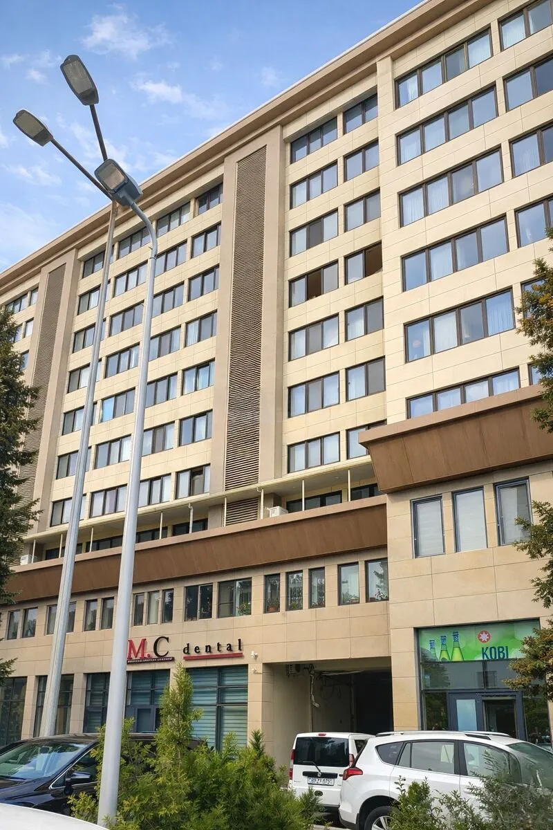Kirayə verilir 3 otaqlı Mənzil Yeni tikili 90 m² Səbail r. - şəkil 9