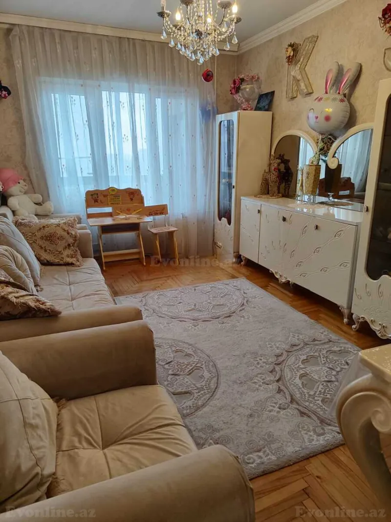Satılır 2 otaqlı Mənzil Köhnə tikili 65 m² 20 Yanvar m. - şəkil 2