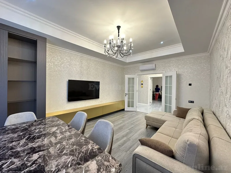 Kirayə verilir 4 otaqlı Mənzil Yeni tikili 160 m² Ağ şəhər - şəkil 2