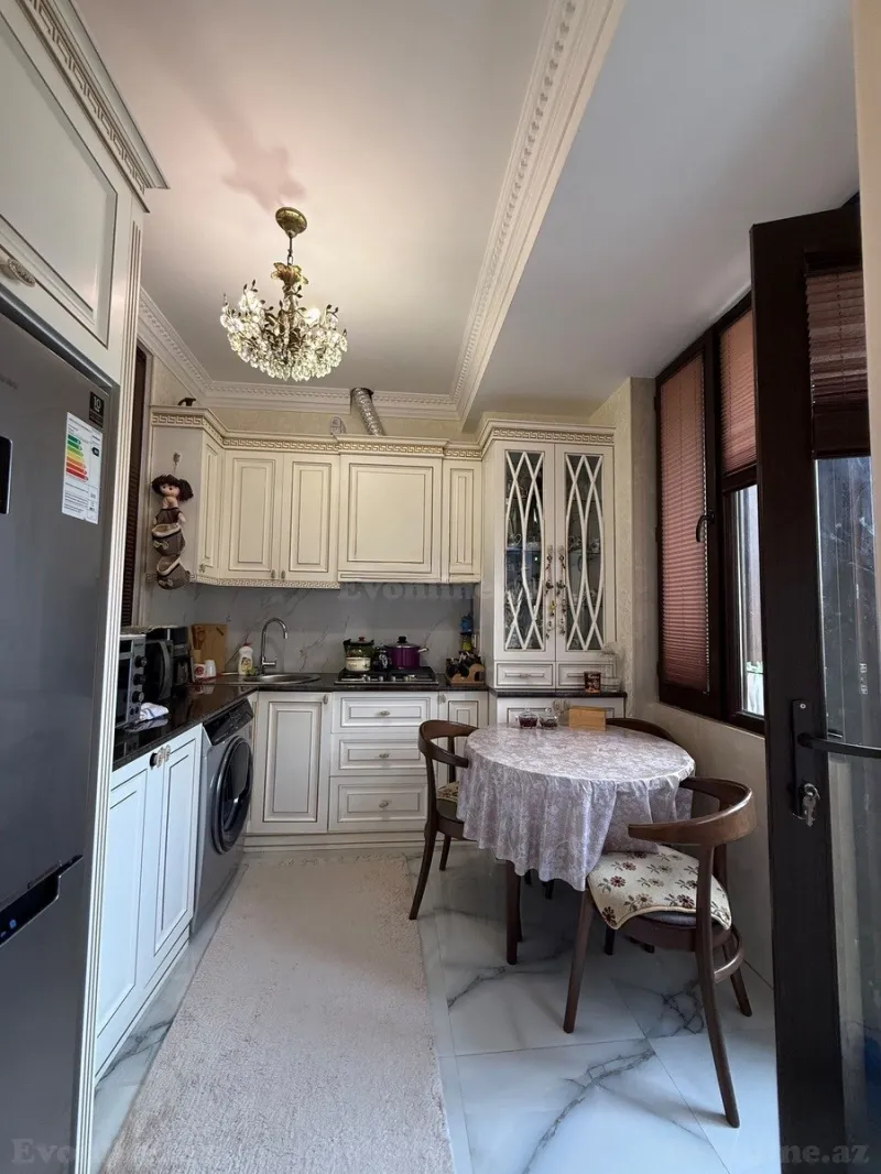 Satılır 2 otaqlı Mənzil Yeni tikili 65 m² İnşaatçılar m. - şəkil 4
