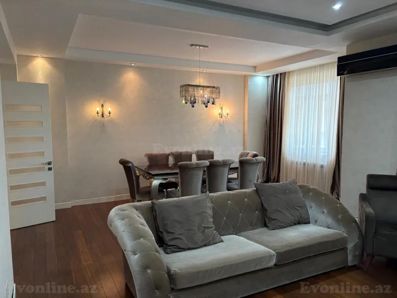 3 otaqlı Mənzil 140 m² 8 Noyabr m. Kirayə verilir
