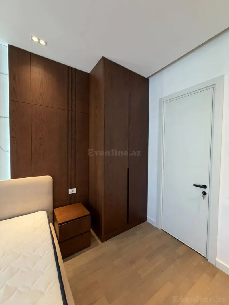Kirayə verilir 2 otaqlı Mənzil Yeni tikili 85 m² 28 May m. - şəkil 9