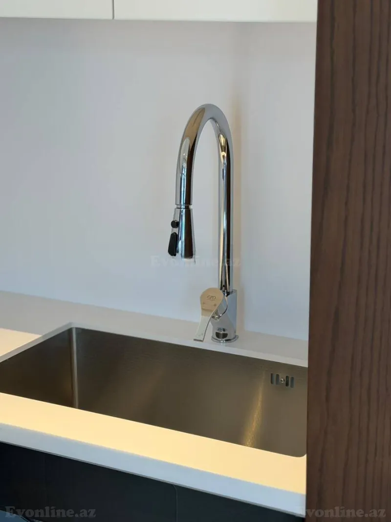 Kirayə verilir 2 otaqlı Mənzil Yeni tikili 85 m² 28 May m. - şəkil 22