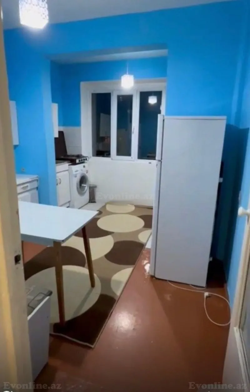 Satılır 2 otaqlı Mənzil Köhnə tikili 70 m² Azadlıq prospekti m. - şəkil 6