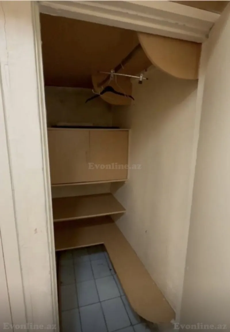 Satılır 2 otaqlı Mənzil Köhnə tikili 70 m² Azadlıq prospekti m. - şəkil 8