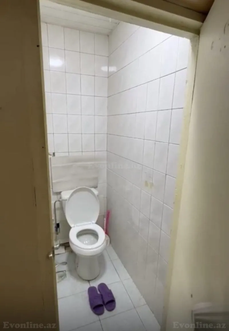 Satılır 2 otaqlı Mənzil Köhnə tikili 70 m² Azadlıq prospekti m. - şəkil 9