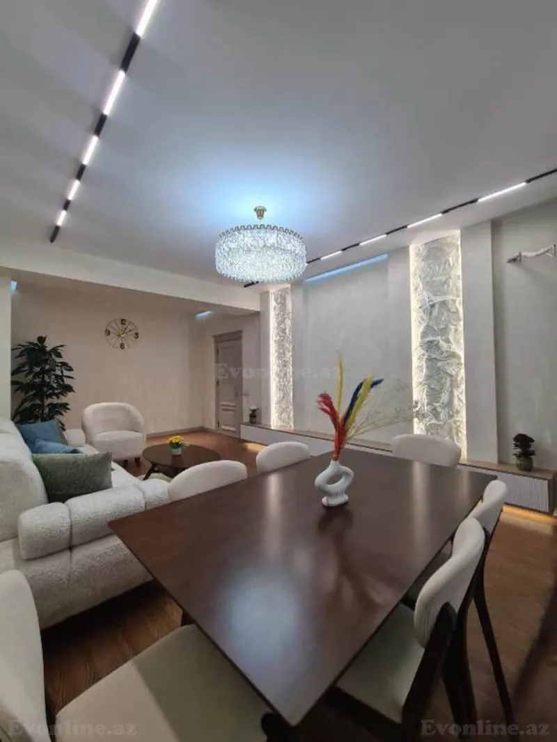 3 otaqlı Mənzil 101 m² Səbail r. Satılır