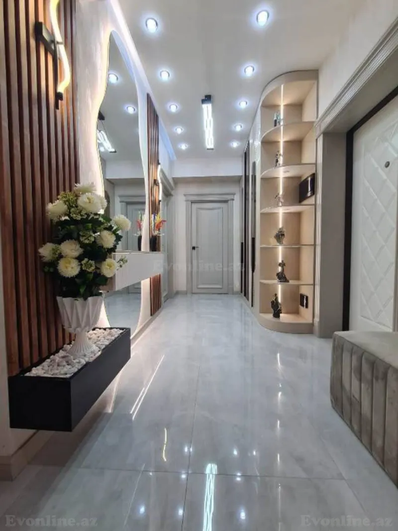 Satılır 3 otaqlı Mənzil Yeni tikili 101 m² Səbail r. - şəkil 3