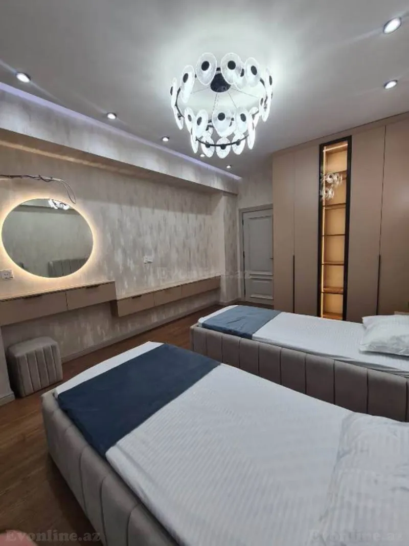 Satılır 3 otaqlı Mənzil Yeni tikili 101 m² Səbail r. - şəkil 9