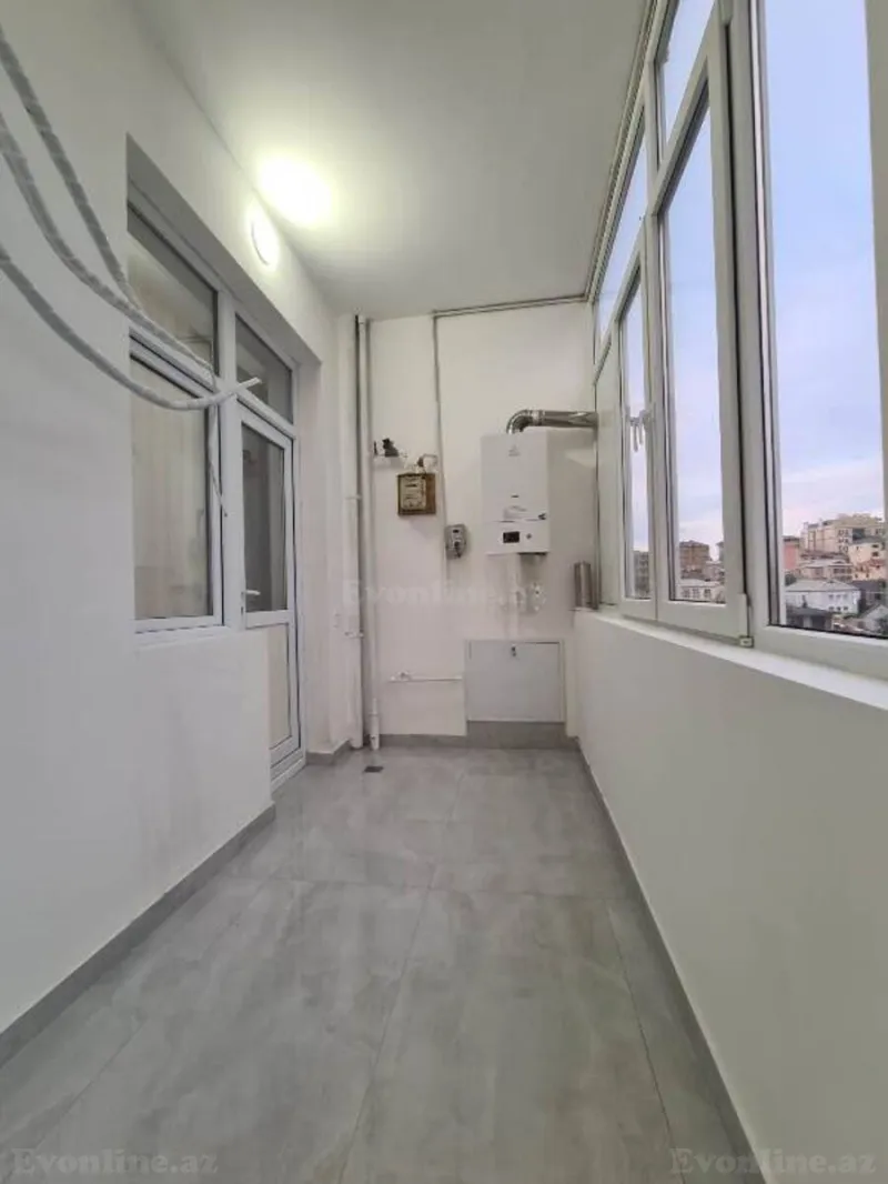 Satılır 3 otaqlı Mənzil Yeni tikili 101 m² Səbail r. - şəkil 14