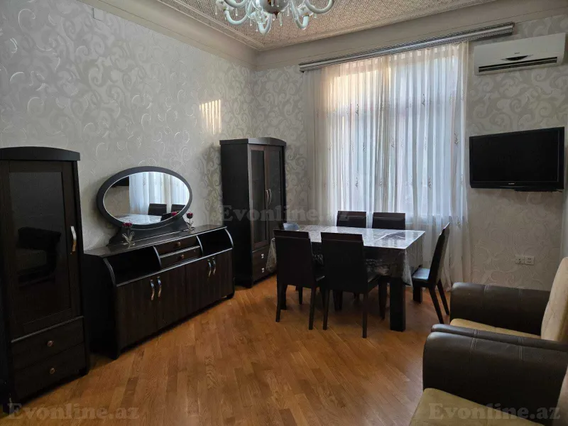 4 otaqlı Mənzil 110 m² Nəriman Nərimanov m. Kirayə verilir