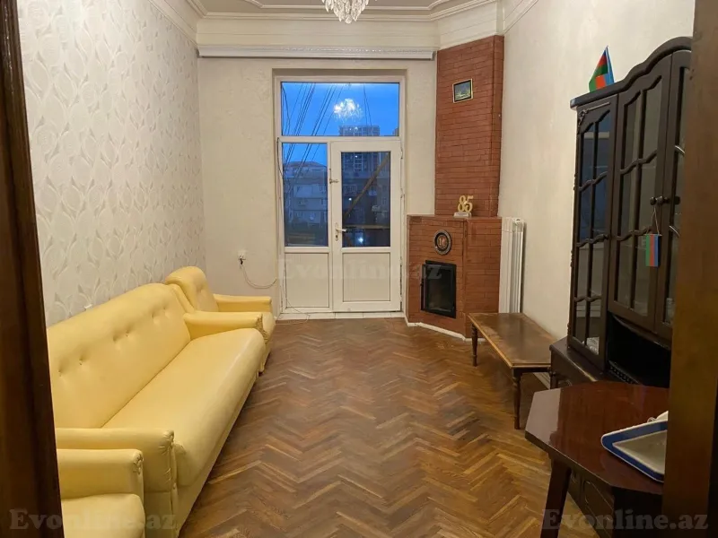 Kirayə verilir 2 otaqlı Mənzil Köhnə tikili 70 m² Nəriman Nərimanov m. - şəkil 2
