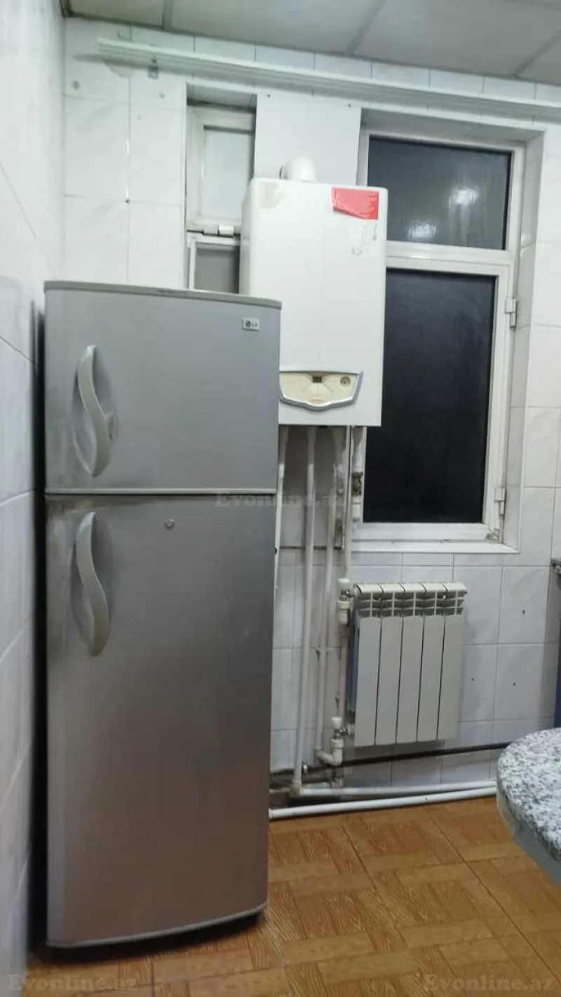 Kirayə verilir 2 otaqlı Mənzil Köhnə tikili 60 m² Memar Əcəmi m. - şəkil 6