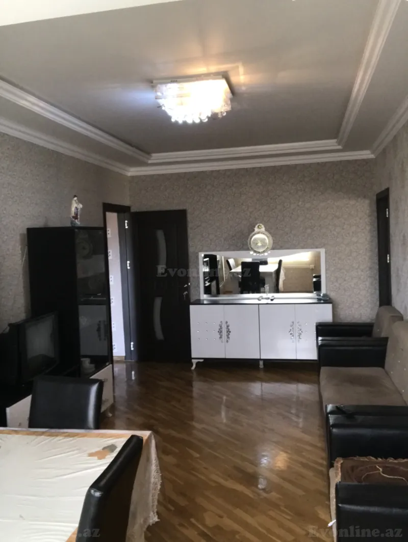 3 otaqlı Mənzil 65 m² Elmlər Akademiyası m. Satılır