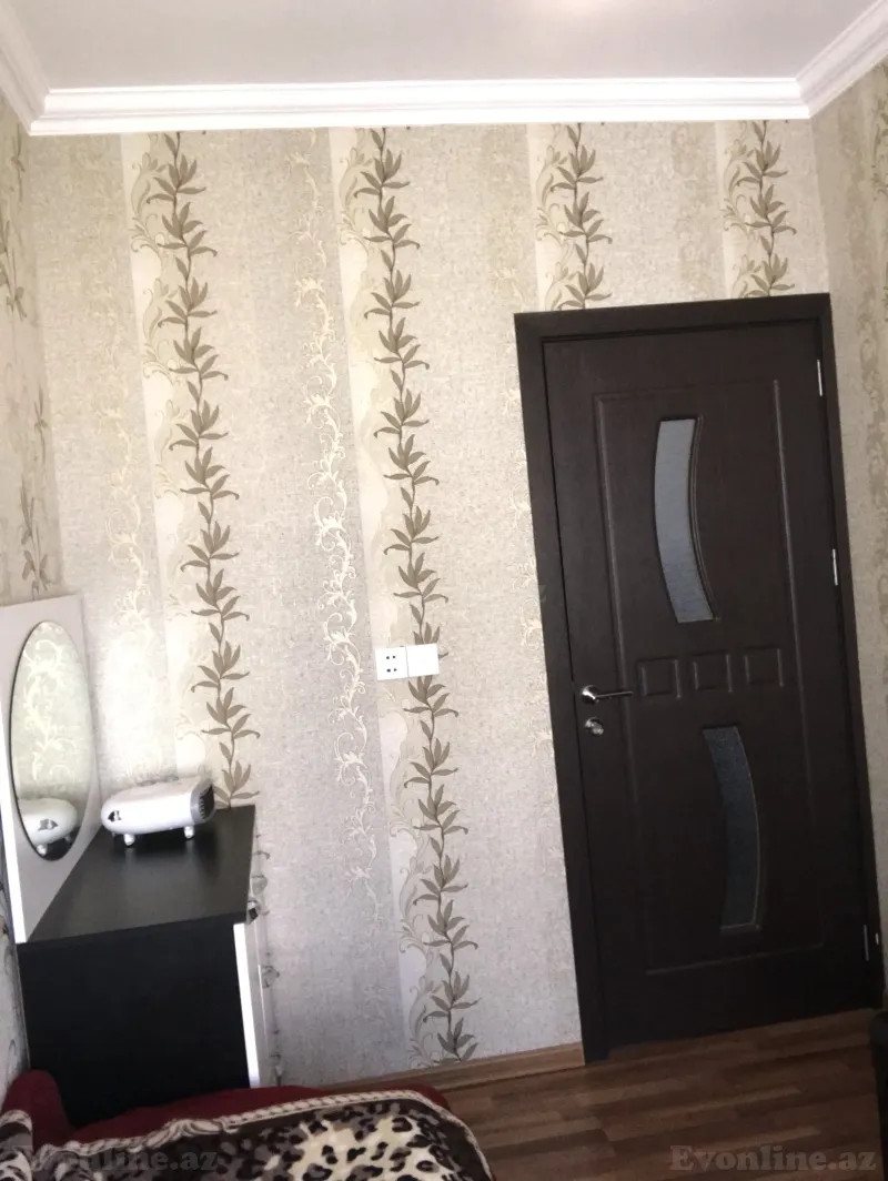 Satılır 3 otaqlı Mənzil Köhnə tikili 65 m² Elmlər Akademiyası m. - şəkil 4