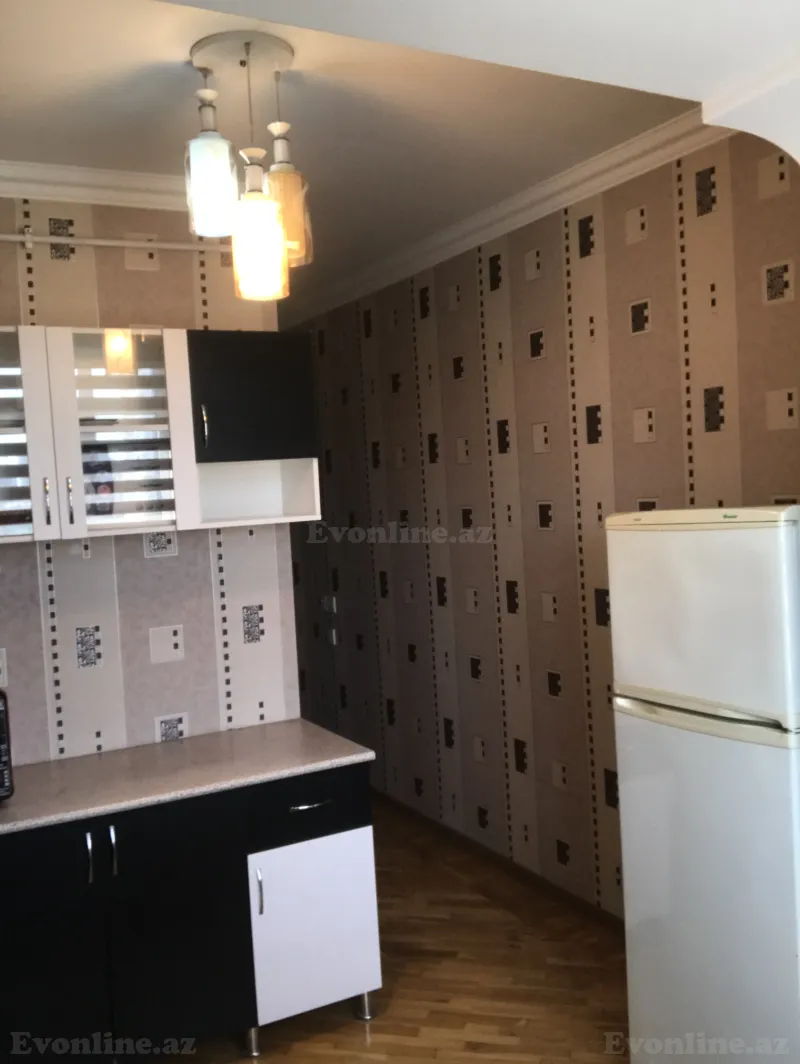 Satılır 3 otaqlı Mənzil Köhnə tikili 65 m² Elmlər Akademiyası m. - şəkil 13