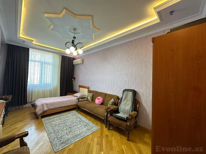 Satılır 3 otaqlı Mənzil Yeni tikili 135 m² İnşaatçılar m. - şəkil 3