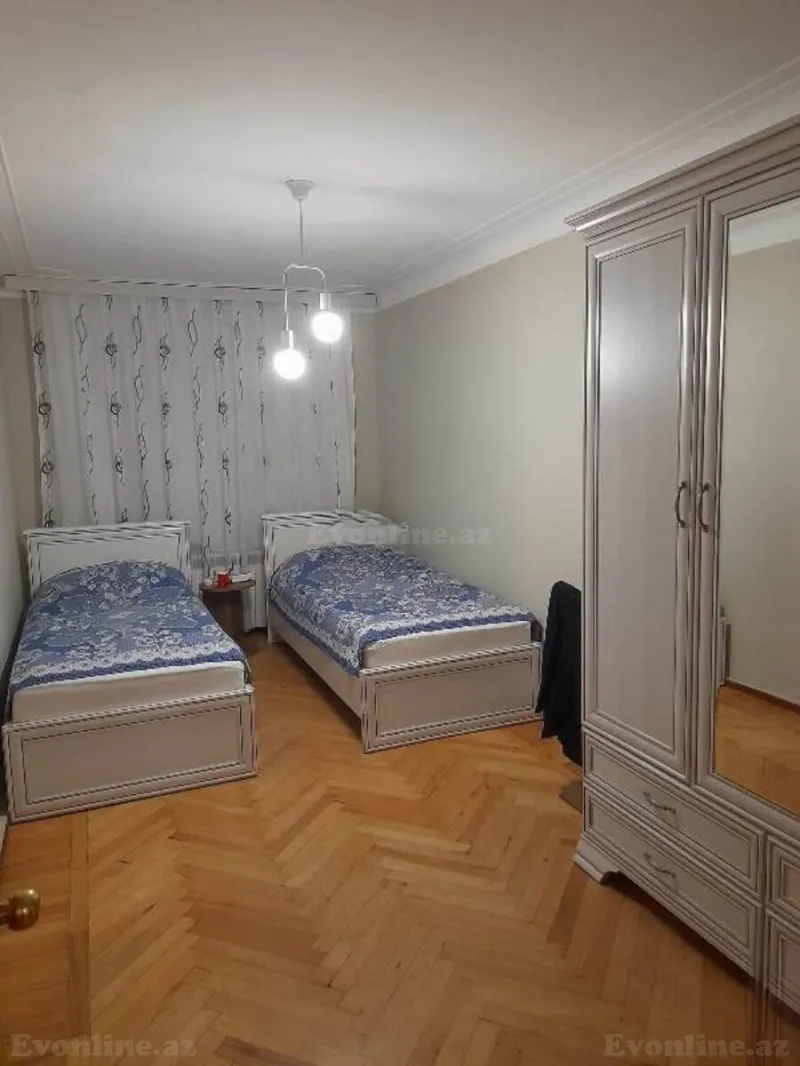 Satılır 2 otaqlı Mənzil Köhnə tikili 48 m² Yasamal r. - şəkil 3