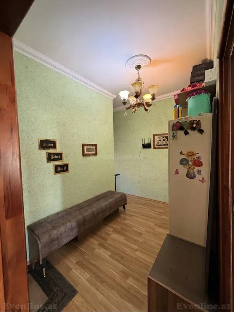 Satılır 2 otaqlı Mənzil Köhnə tikili 70 m² Nəsimi m. - şəkil 7