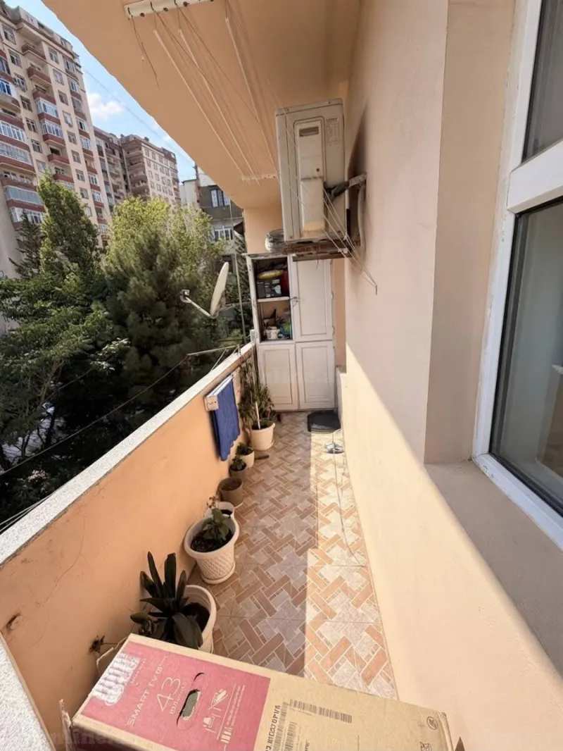 Satılır 2 otaqlı Mənzil Köhnə tikili 70 m² Nəsimi m. - şəkil 9