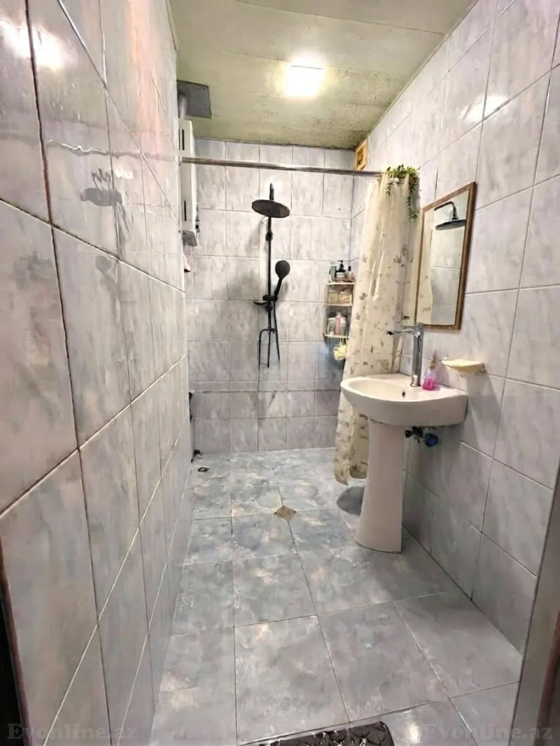 Satılır 2 otaqlı Mənzil Köhnə tikili 70 m² Nəsimi m. - şəkil 11