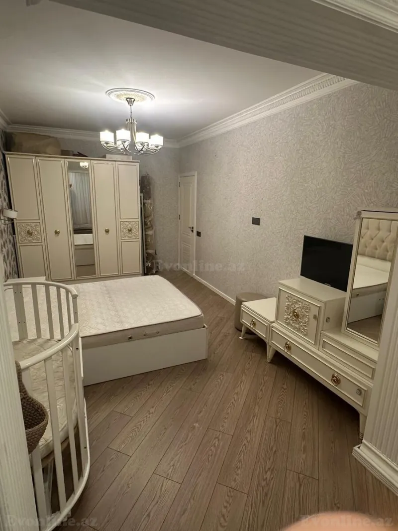 Satılır 2 otaqlı Mənzil Köhnə tikili 60 m² Xalqlar Dostluğu m. - şəkil 4