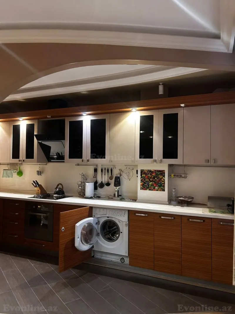 Kirayə verilir 4 otaqlı Mənzil Yeni tikili 200 m² Xətai r. - şəkil 12