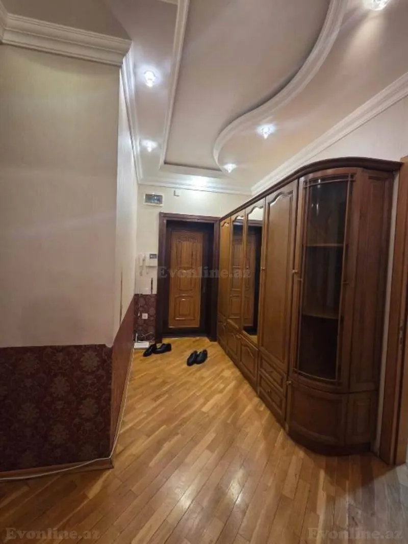 Satılır 3 otaqlı Mənzil Yeni tikili 133 m² 20 Yanvar m. - şəkil 4