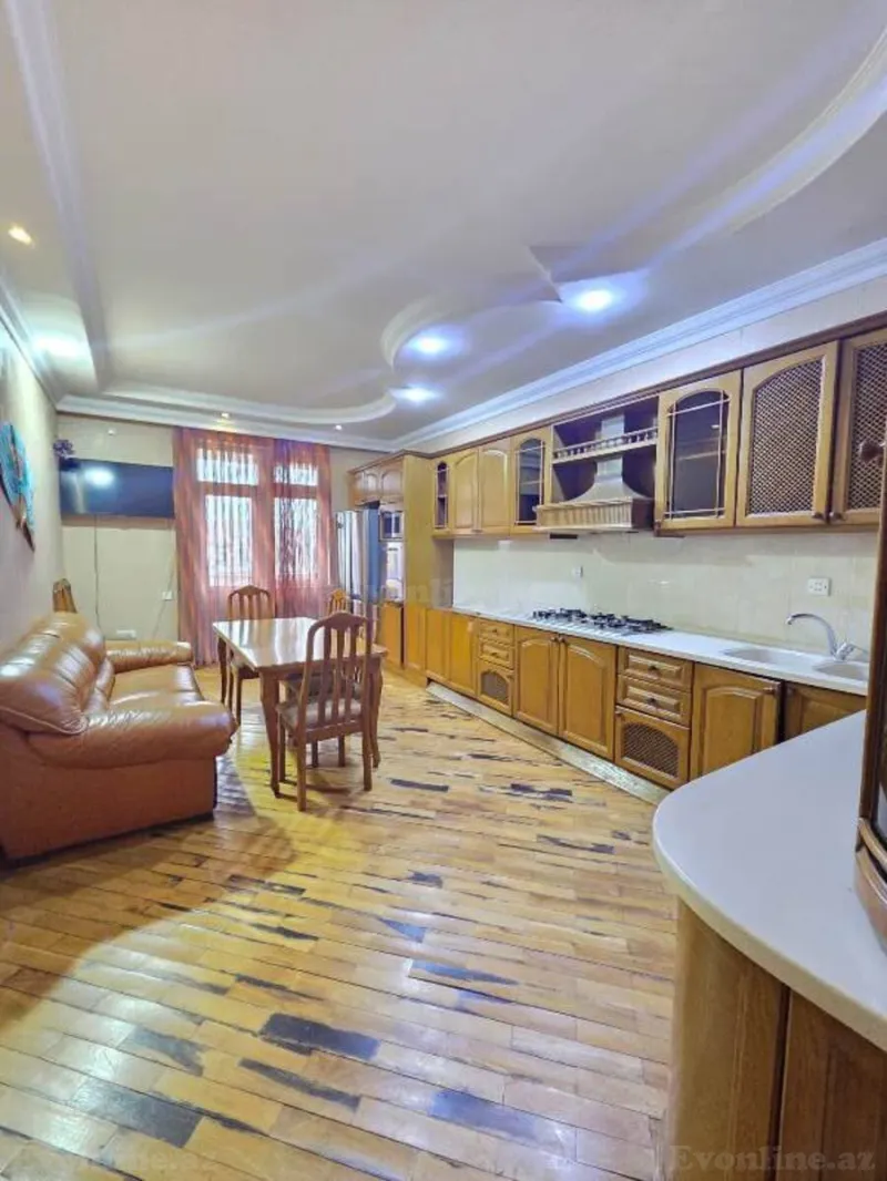Satılır 3 otaqlı Mənzil Yeni tikili 133 m² 20 Yanvar m. - şəkil 5