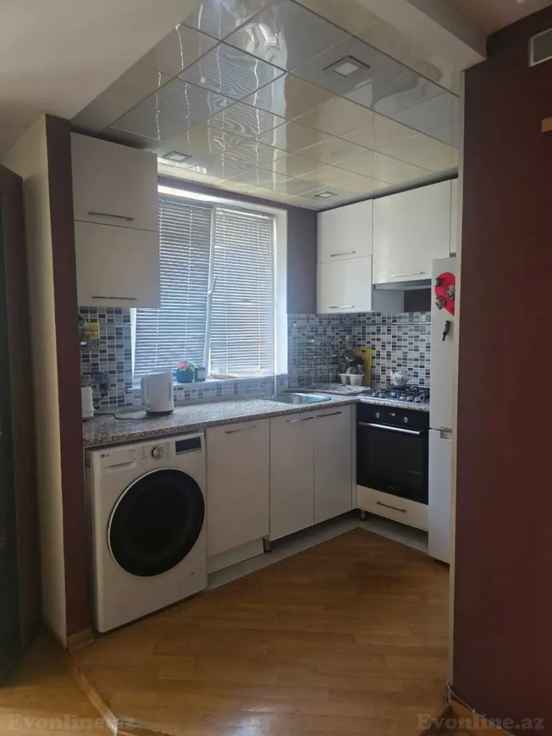Satılır 2 otaqlı Mənzil Köhnə tikili 48 m² Elmlər Akademiyası m. - şəkil 13