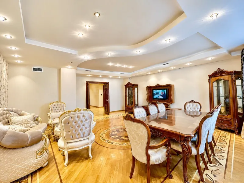 Satılır 7 otaqlı Mənzil Yeni tikili 350 m² Gənclik m. - şəkil 3