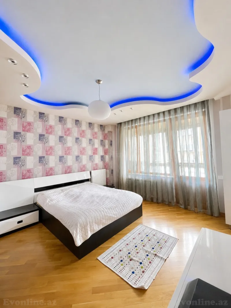 Satılır 7 otaqlı Mənzil Yeni tikili 350 m² Gənclik m. - şəkil 6