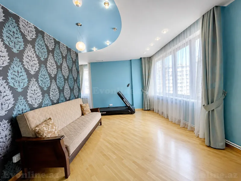 Satılır 7 otaqlı Mənzil Yeni tikili 350 m² Gənclik m. - şəkil 8
