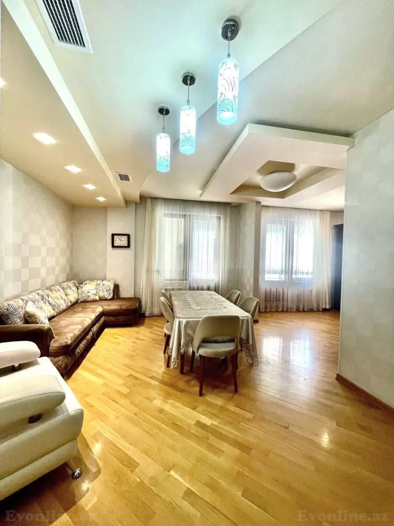 Satılır 7 otaqlı Mənzil Yeni tikili 350 m² Gənclik m. - şəkil 14