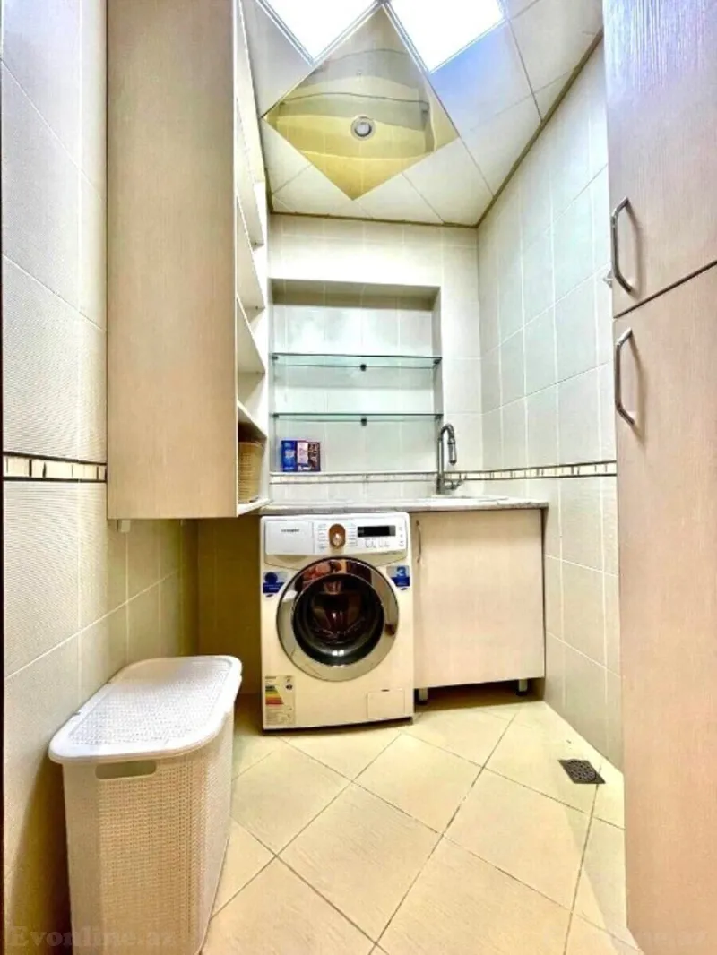 Satılır 7 otaqlı Mənzil Yeni tikili 350 m² Gənclik m. - şəkil 20