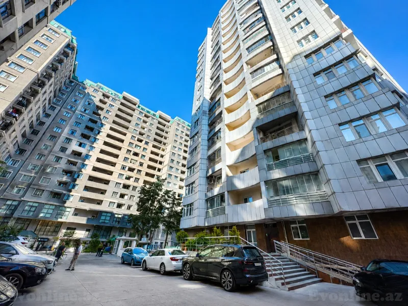 Satılır 7 otaqlı Mənzil Yeni tikili 350 m² Gənclik m. - şəkil 27