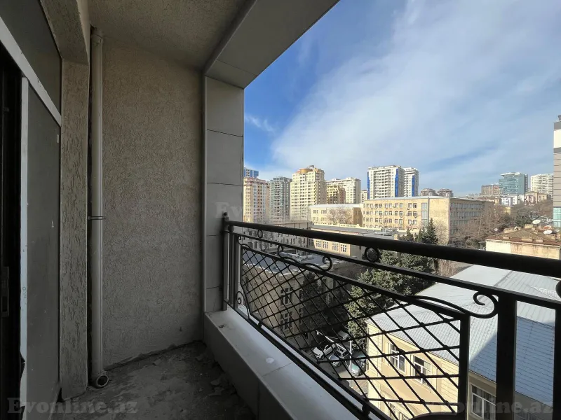 Satılır 1 otaqlı Mənzil Yeni tikili 45 m² 28 May m. - şəkil 3