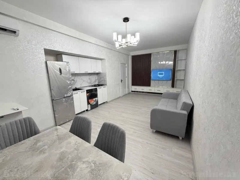 3 otaqlı Mənzil 80 m² 20 Yanvar m. Kirayə verilir