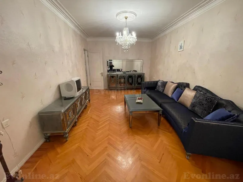 Satılır 3 otaqlı Mənzil Köhnə tikili 90 m² Xətai r. - şəkil 4