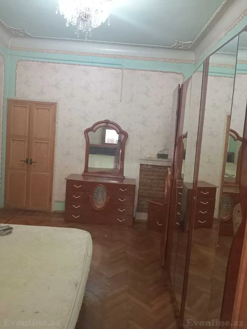 Kirayə verilir 3 otaqlı Mənzil Köhnə tikili 90 m² Nəriman Nərimanov m. - şəkil 7