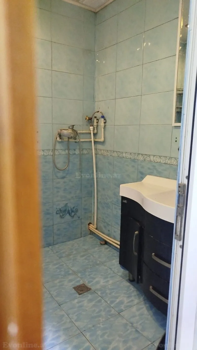 Kirayə verilir 2 otaqlı Mənzil Köhnə tikili 50 m² Memar Əcəmi m. - şəkil 4