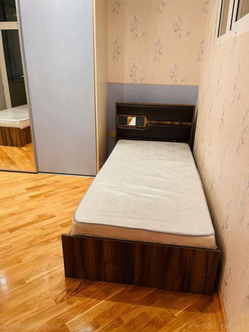 Kirayə verilir 4 otaqlı Mənzil Yeni tikili 150 m² Elmlər Akademiyası m. - şəkil 11