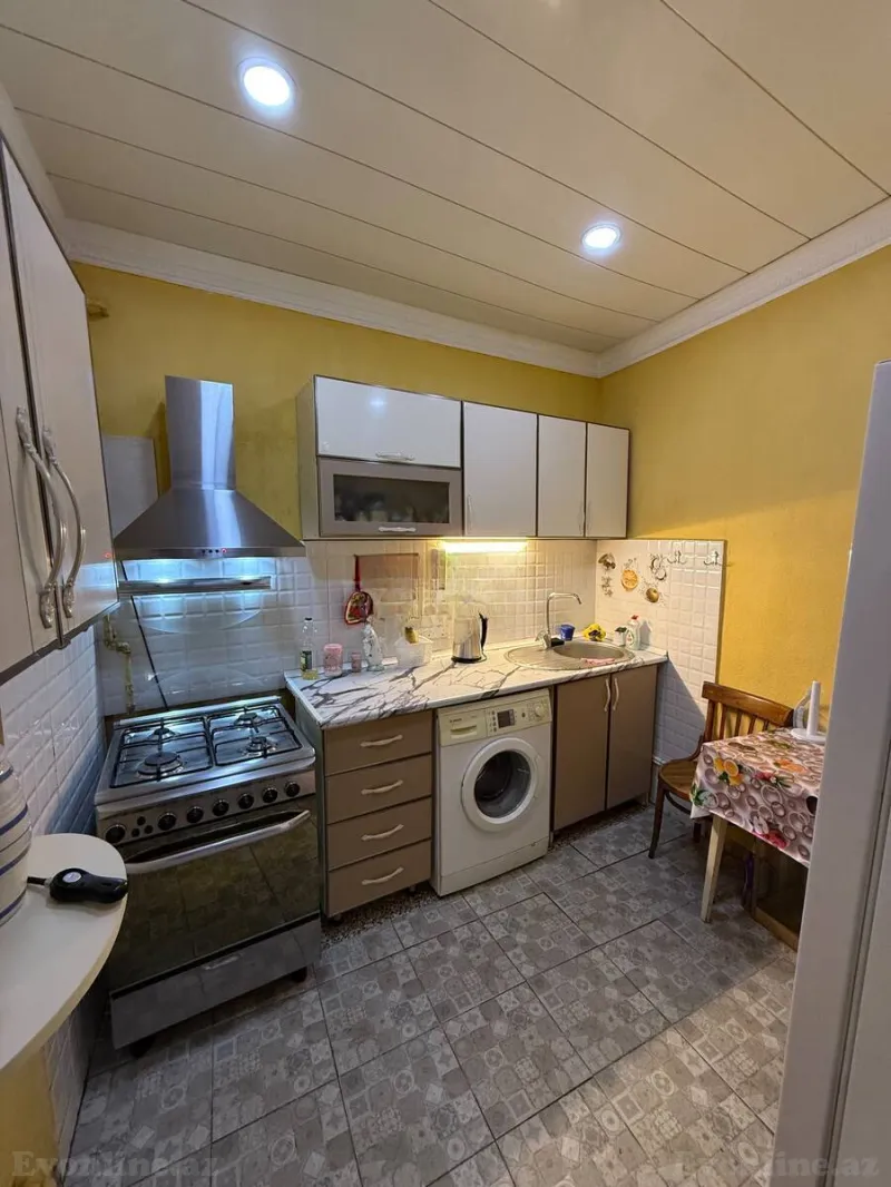 Satılır 4 otaqlı Həyət evi 110 m² Nərimanov r. - şəkil 14