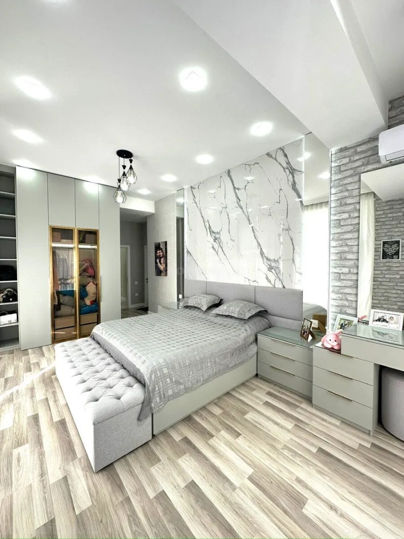 Satılır 4 otaqlı Mənzil Yeni tikili 130 m² Nəriman Nərimanov m. - şəkil 4