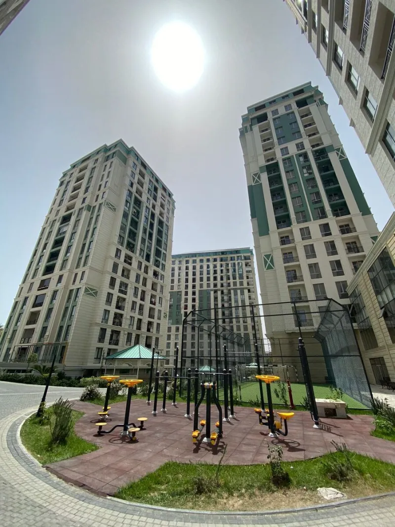 3 otaqlı Mənzil 150 m² Gənclik m. Kirayə verilir