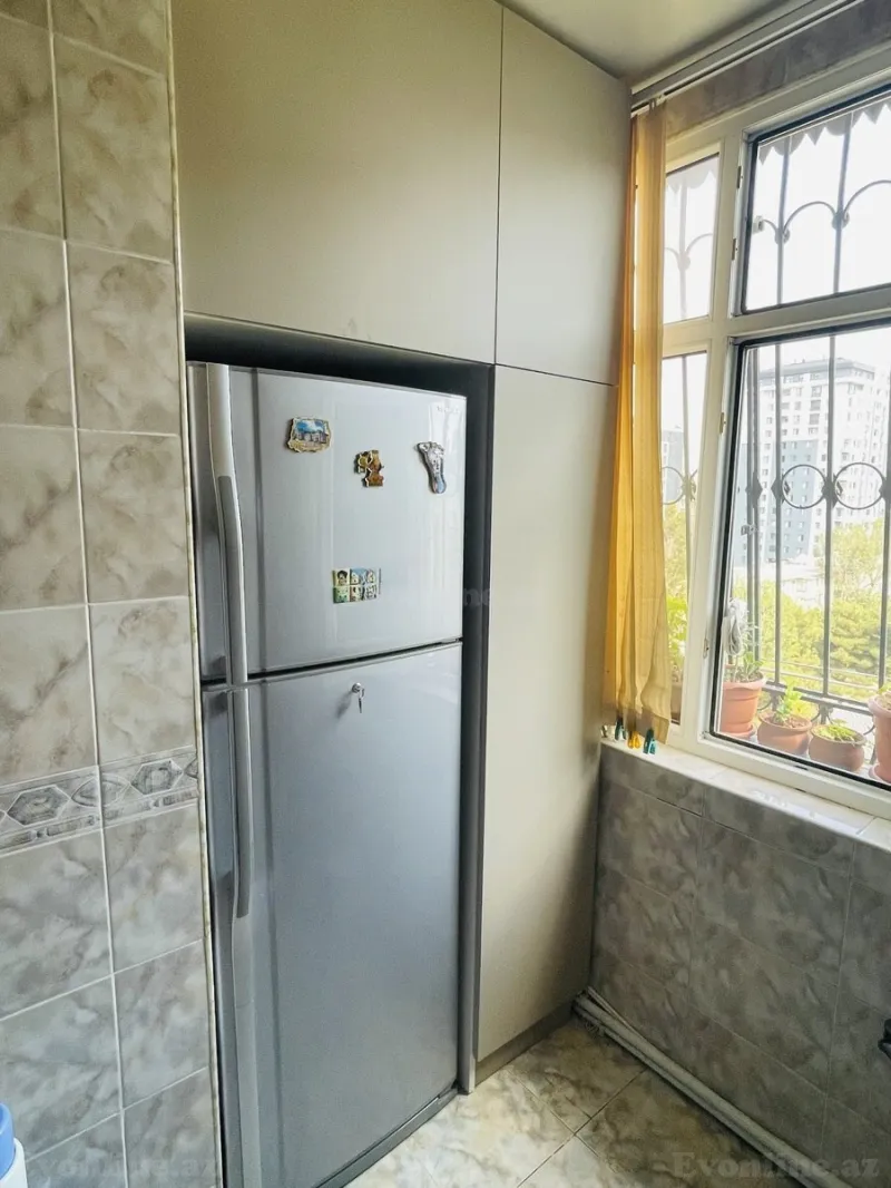 Satılır 3 otaqlı Mənzil Köhnə tikili 68 m² Memar Əcəmi m. - şəkil 9